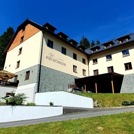 Wellness Pod Kycmolem 4* Horni Lomna